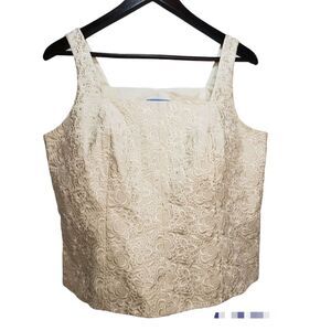 Doncaster Sport Creme Floral Embroidered Sleeveless Top EUC